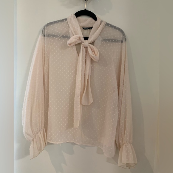 SHEIN Tops - Swiss dot cream bow tie top.